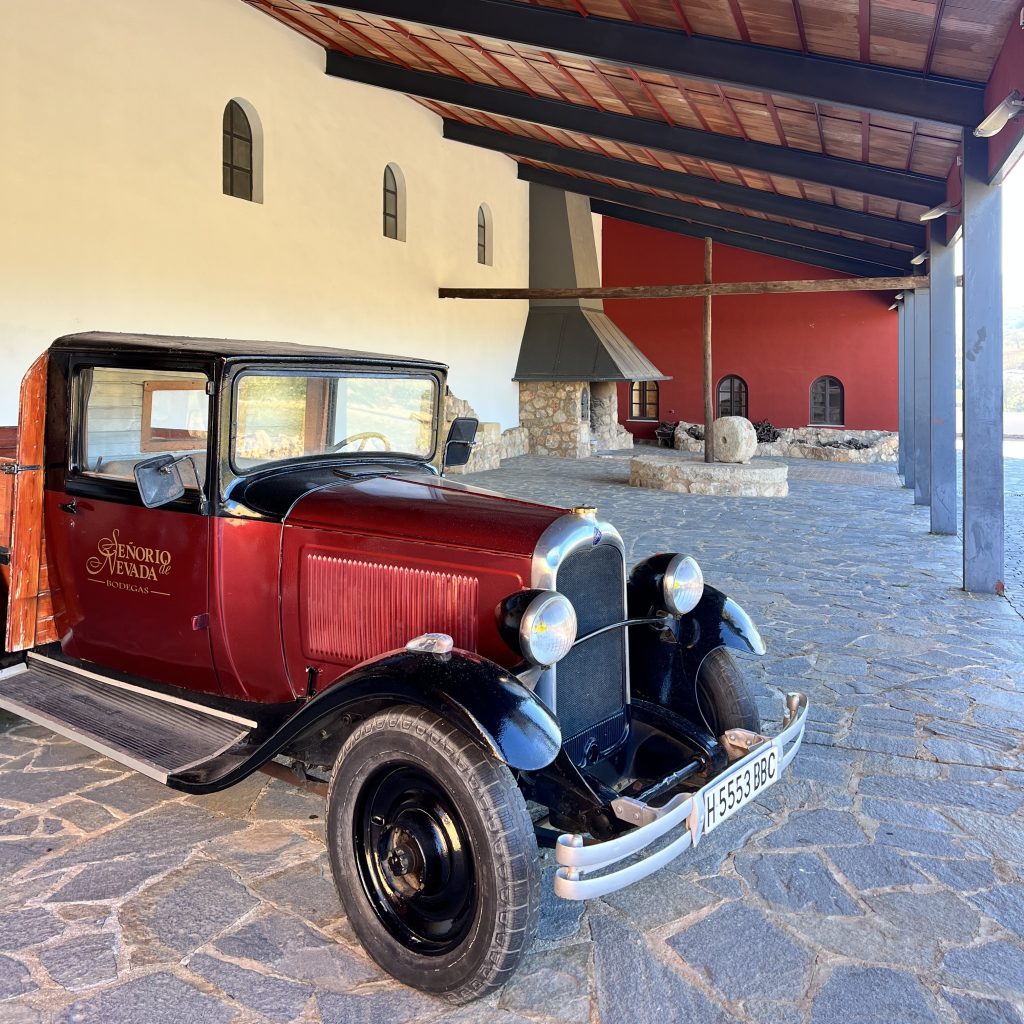 Hacienda Señorío de Nevada bodega restaurante vinos bodas
