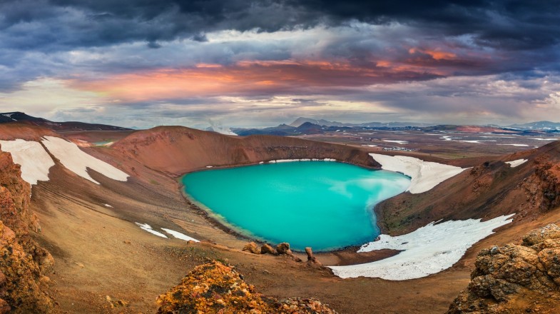 Alquilar coche en Islandia