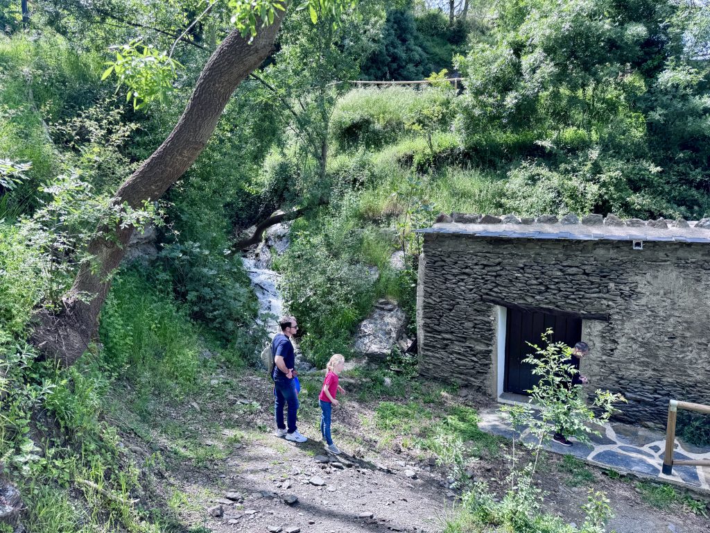 BERCHULES GRANADA ALPUJARRAS MOLINO LA CARRACA