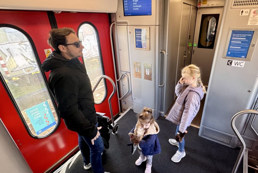 trenes brujas Bélgica bruselas omio codigo descuento fiable trenes buses opiniones