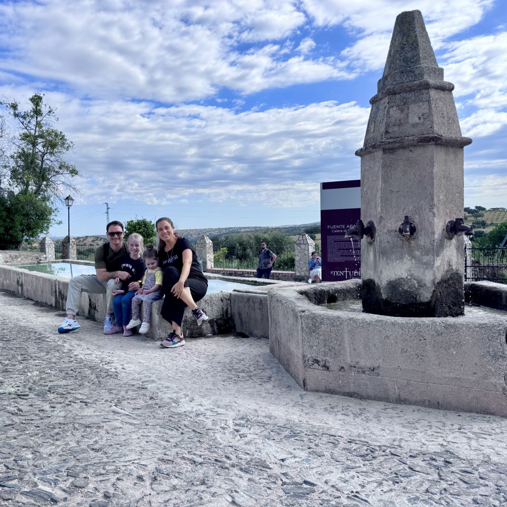 Calera de león a en autocaravana pueblos magicos españa extremadura badajoz