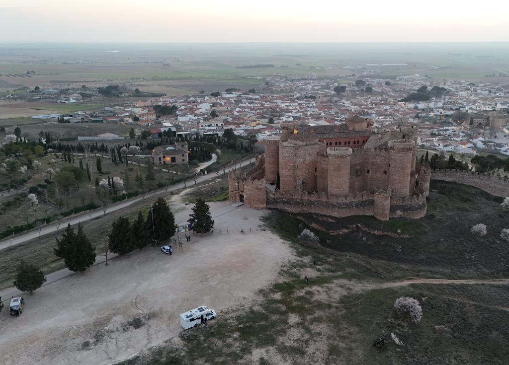 Pueblo Mágico de Belmonte y su Castillo en autocaravana (o sin ella)