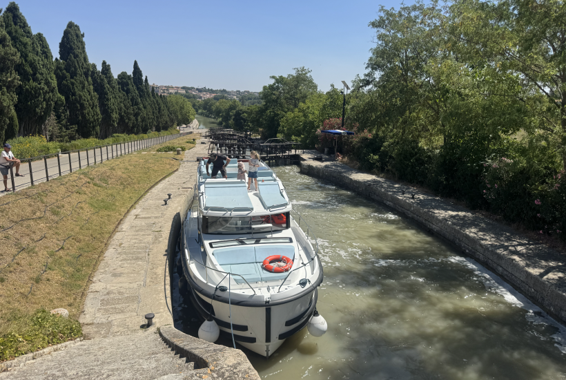 alquilar barco canal du midi